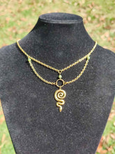 Charger l'image dans la galerie, Tanith • Serpentine