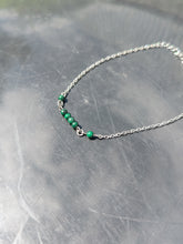 Charger l'image dans la galerie, Chaîne de cheville • Malachite