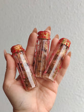 Charger l'image dans la galerie, Fiole d'amour de soi | Spell Jar