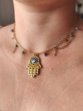 Charger l'image dans la galerie, Murphy & Hamsa • Apatite, sodalite, pierre de soleil, améthyste, hématite et aventurine