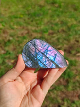Charger l'image dans la galerie, Labradorite • Candy (E)