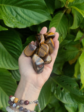 Charger l'image dans la galerie, Œil de Tigre