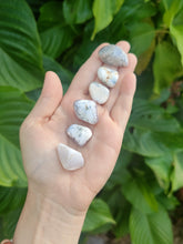 Charger l'image dans la galerie, Merlinite