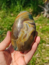 Charger l'image dans la galerie, Jaspe Orbiculaire • Forme polie