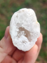 Charger l'image dans la galerie, Géodes de quartz
