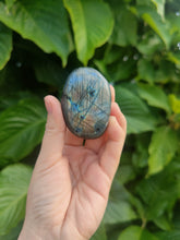 Charger l'image dans la galerie, Labradorite • Galets