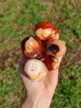 Charger l'image dans la galerie, Cornaline • Galets