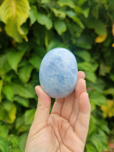 Charger l'image dans la galerie, Calcite Bleue • Galet