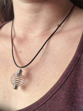 Charger l'image dans la galerie, Pendentif Cage