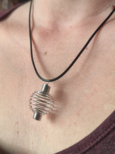 Charger l'image dans la galerie, Pendentif Cage