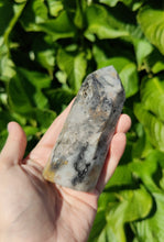 Charger l'image dans la galerie, Jaspe druzy (pointe) B