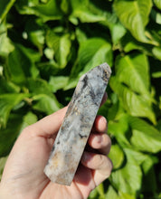 Charger l'image dans la galerie, Jaspe druzy (pointe) B