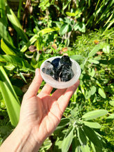 Charger l&#39;image dans la galerie, Bol en selenite
