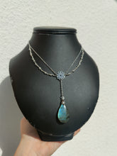 Charger l&#39;image dans la galerie, Holly • Labradorite
