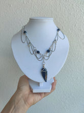 Charger l&#39;image dans la galerie, Morticia • Obsidienne, Tourmaline et Pierre de lune
