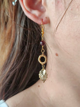 Charger l&#39;image dans la galerie, Boucles Dionysos • Grenat
