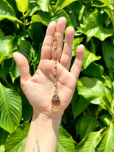 Charger l&#39;image dans la galerie, Suspension • Quartz Fumé, pyrite et œil de tigre
