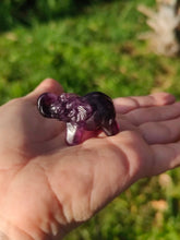 Charger l&#39;image dans la galerie, Elephant • Fluorite violette
