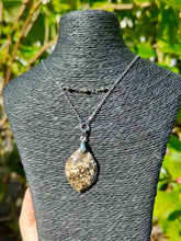 Charger l&#39;image dans la galerie, Abigail • Jaspe &amp; Pyrite
