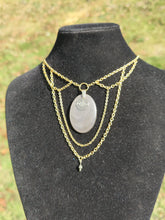 Charger l&#39;image dans la galerie, Yelena • Obsidienne argentée et pyrite
