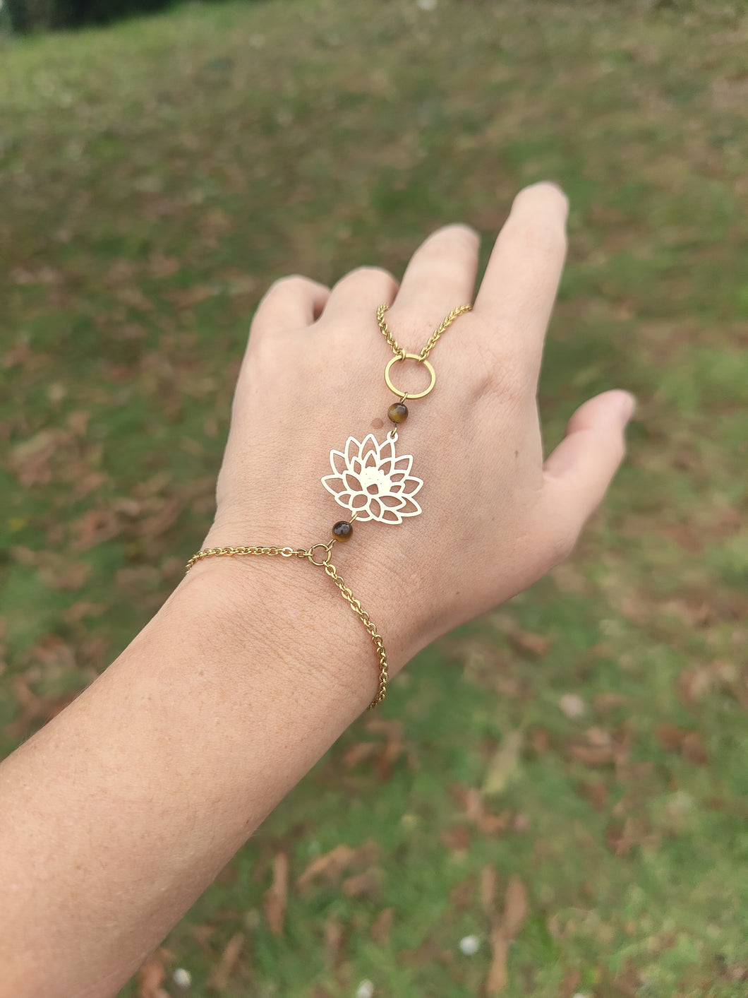 Bijou de main • Œil de tigre