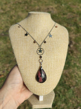 Charger l&#39;image dans la galerie, Amadea • Rhodonite
