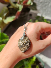 Charger l&#39;image dans la galerie, Abigail • Jaspe &amp; Pyrite
