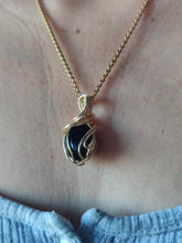 Charger l&#39;image dans la galerie, Pendentif Tourmaline Noire • Wire Wrapping
