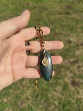 Charger l&#39;image dans la galerie, Eowyn • Aventurine et serpentine

