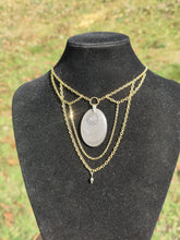 Charger l&#39;image dans la galerie, Yelena • Obsidienne argentée et pyrite
