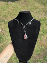 Charger l&#39;image dans la galerie, Amadea • Rhodonite
