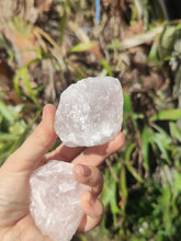 Charger l&#39;image dans la galerie, Quartz rose • Large (brute)
