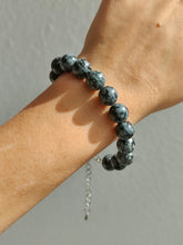 Charger l&#39;image dans la galerie, Bracelet Obsidienne Flocon de Neige
